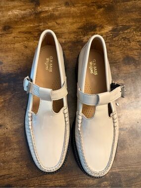 G.H. Bass & Co. Women’s Patent Cream T‑Bar Dress Shoes size8